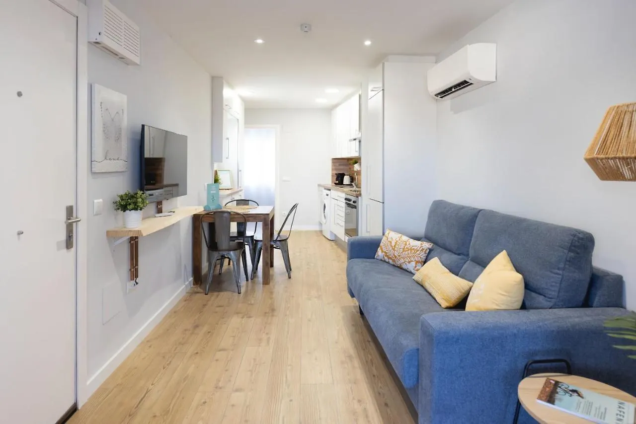 Apartament Bravissimo Eiximenis, With Beautiful Terrace And Views Girona Hiszpania