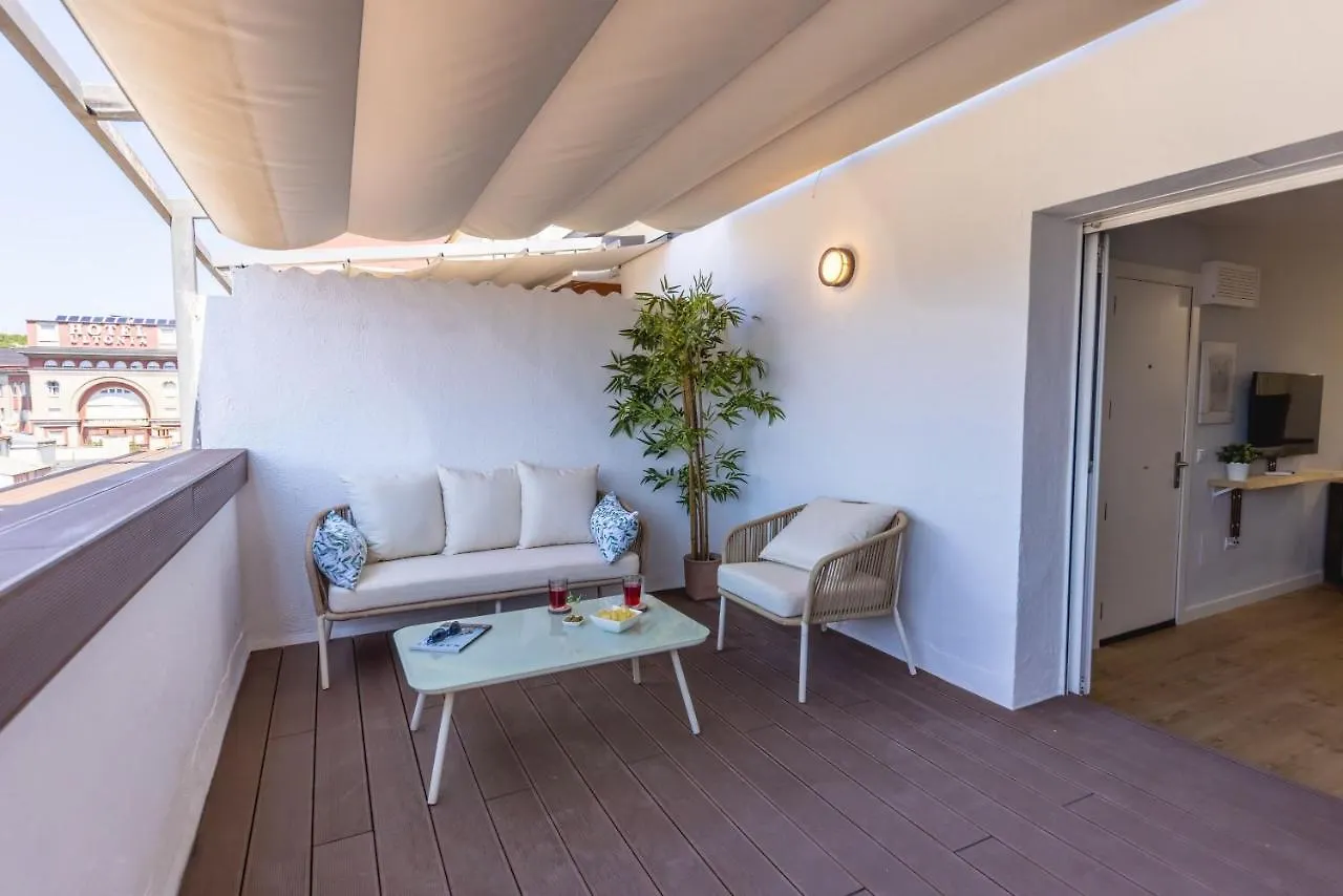 Bravissimo Eiximenis, With Beautiful Terrace And Views Apartman Girona 0*,